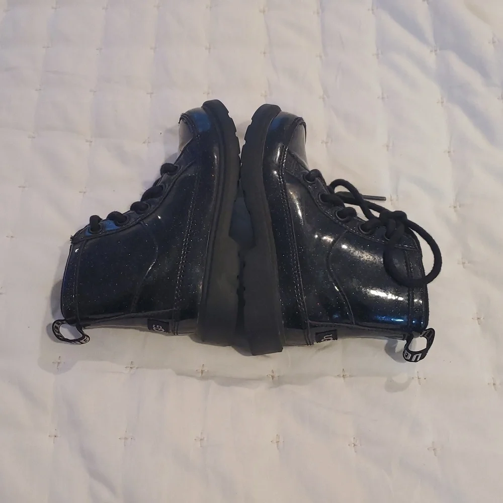 Girls Ugg Black shimmer combat boots Size 10